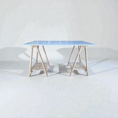 Escritorio melamina y caballetes 140x60x82h