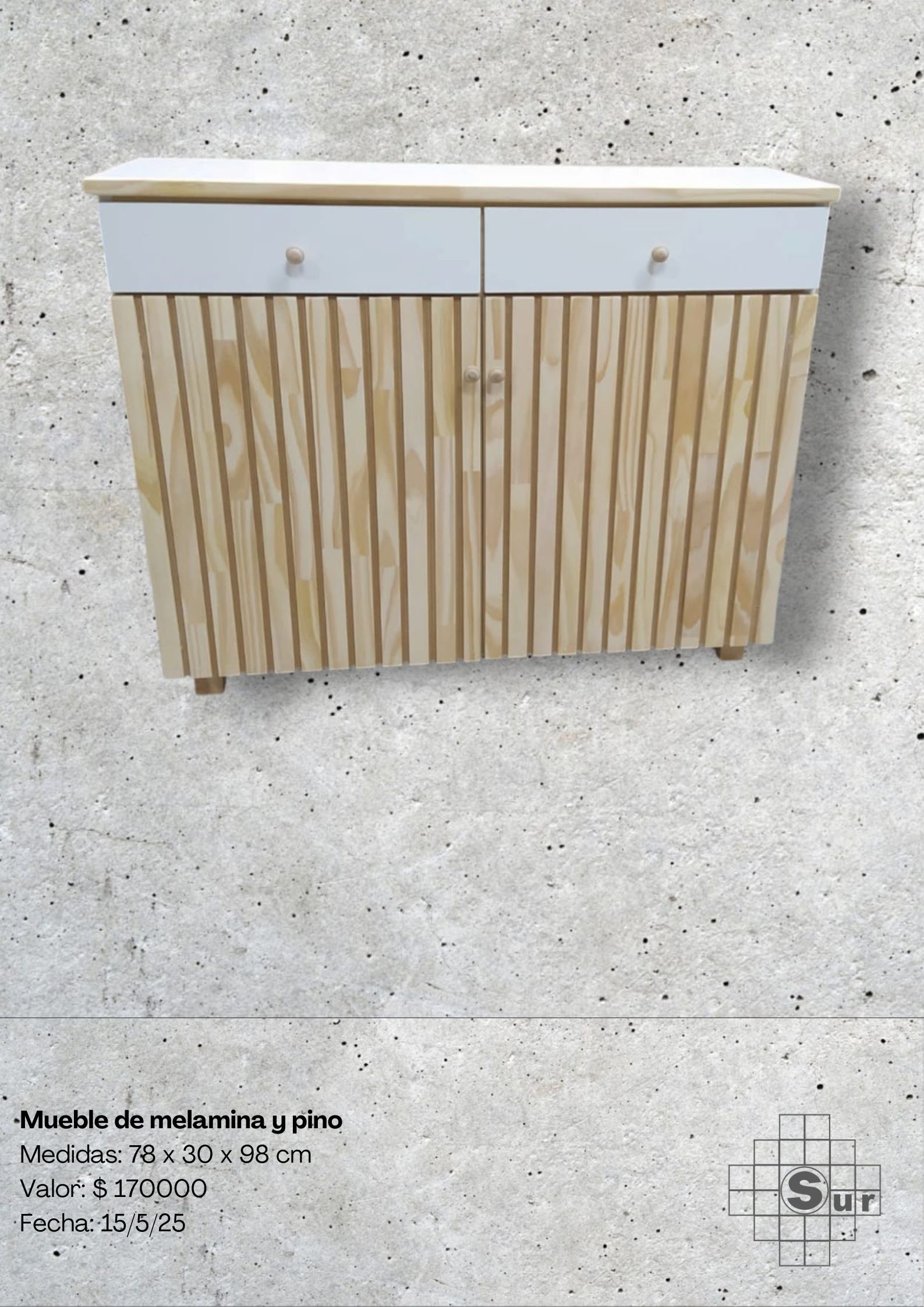 Mueble varillado con cajones.