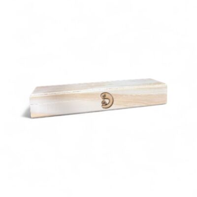 Caja de pino c/ broche