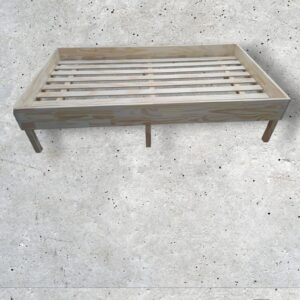 Cama de pino